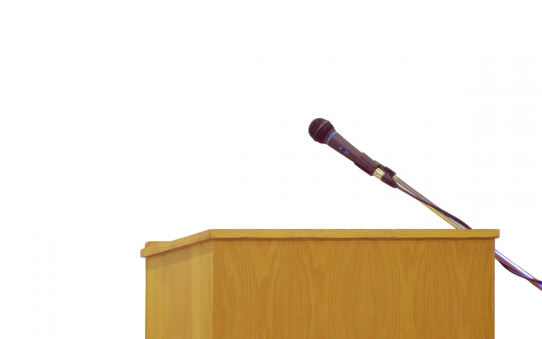 Public speaking – Tips to Look More Confident Even if you are not